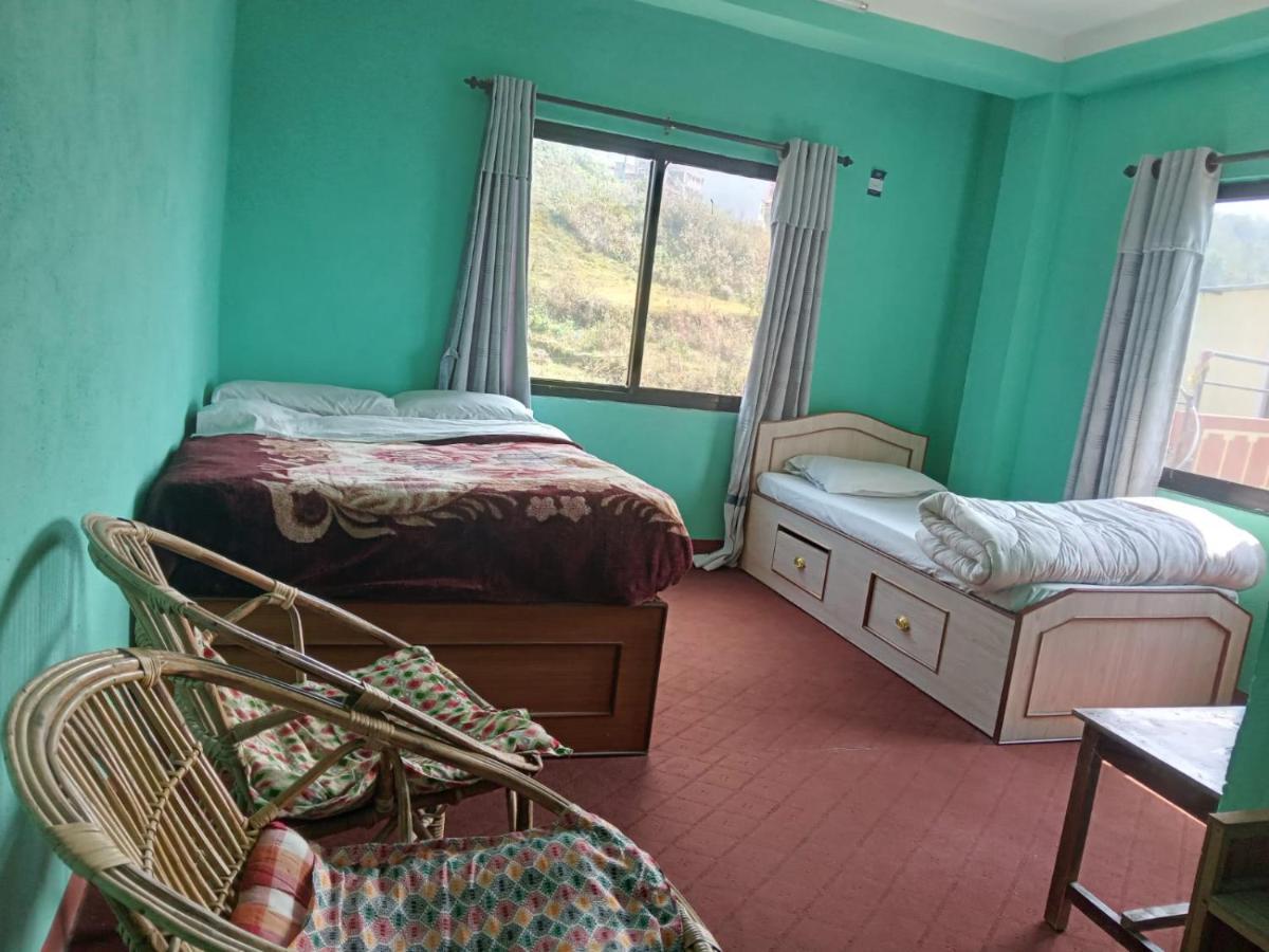 Tashidelek Guest Lodge&House山林小屋 图利凯尔 外观 照片